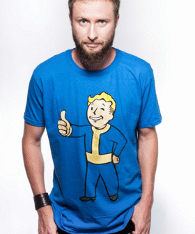 Fallout 4 - Vault Boy Approves T-shirt 2